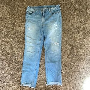 Old Navy mid rise boyfriend jeans size 12